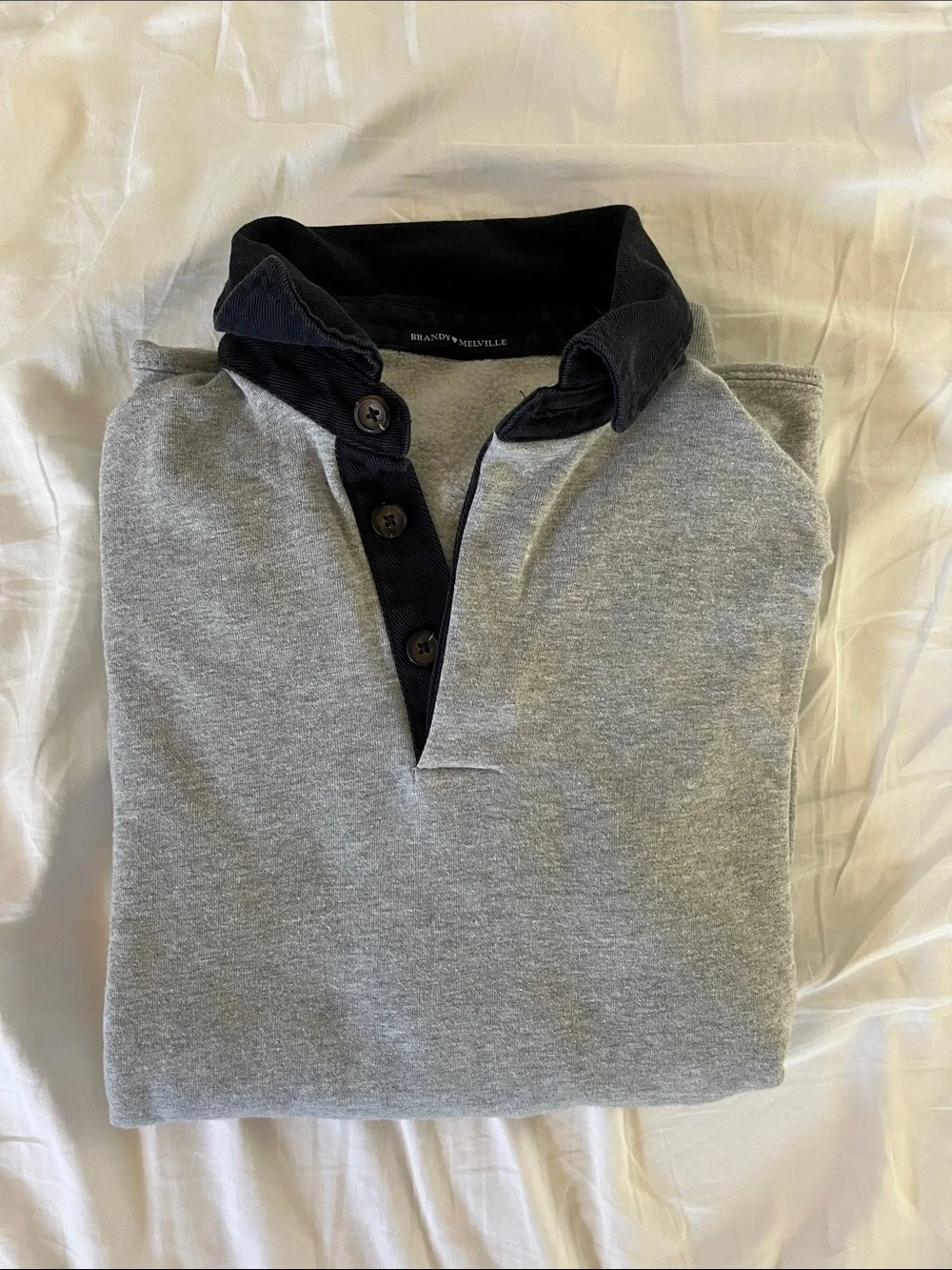 Brandy Melville oversized collard sweatshirt